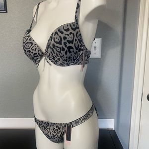 VICTORIA’S SECRET PUSH-UP 36C TOP & LARGE BOTTOM